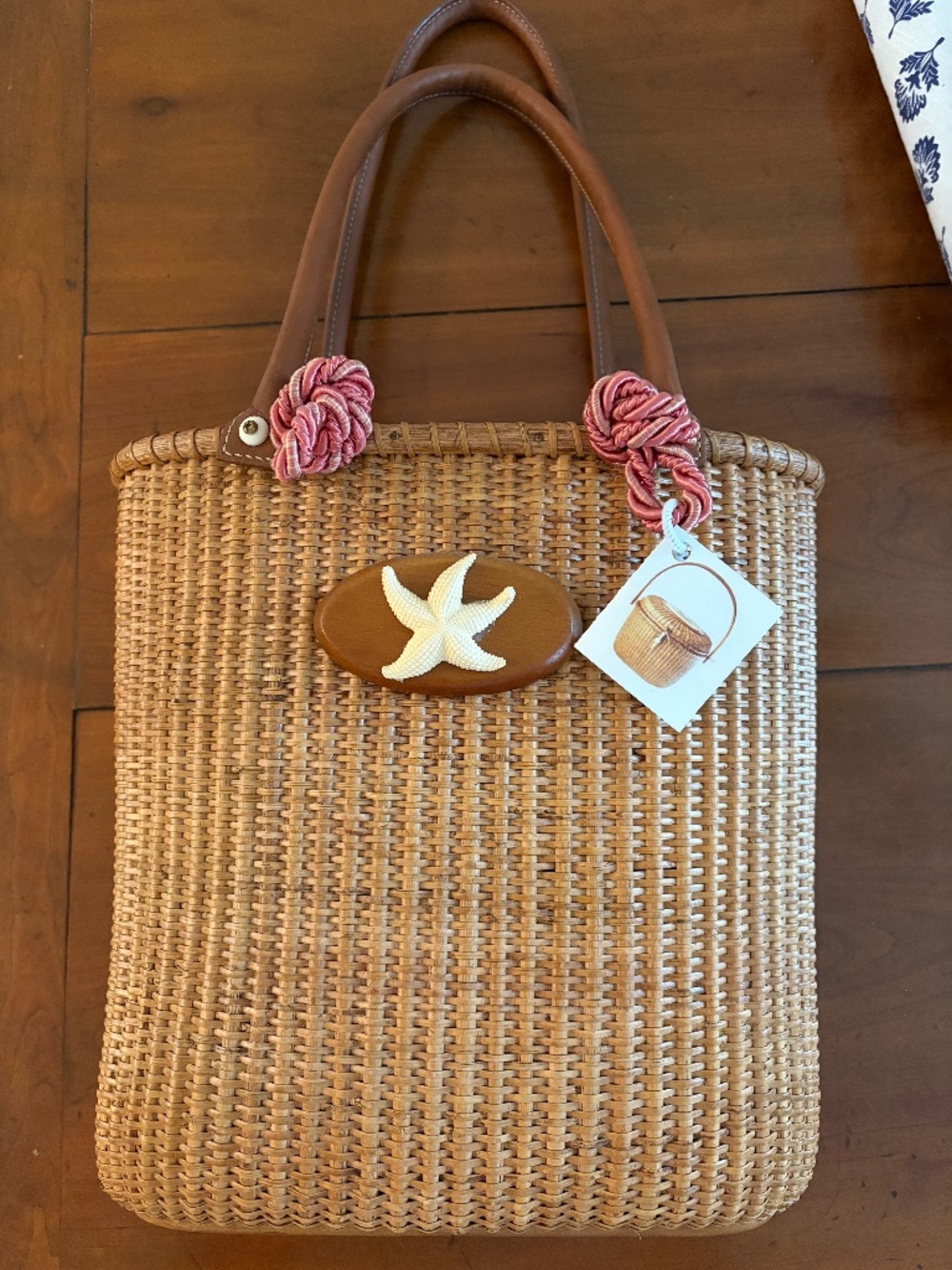 Farnum nantucket tote with bag